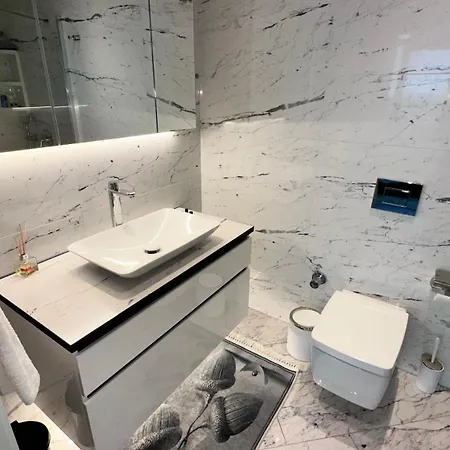 Ultra Lux Full With Balcony Near To Bomonti Isztambul