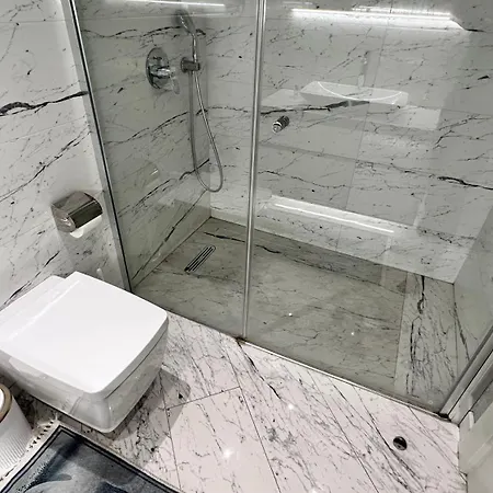 Ultra Lux Full With Balcony Near To Bomonti Apartman