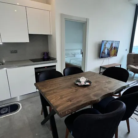 Ultra Lux Full With Balcony Near To Bomonti Apartman